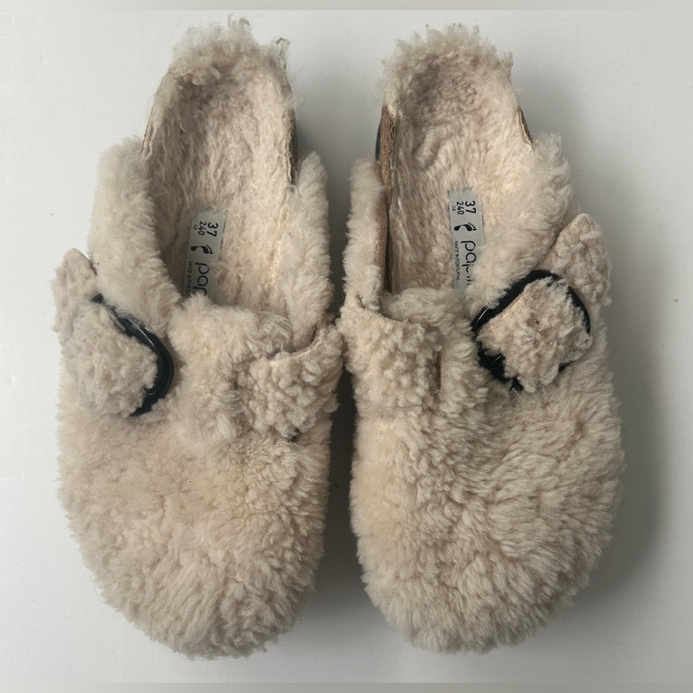 Birkenstock Boston Big Buckle Platform
Shearling Teddy Eggshell size 37